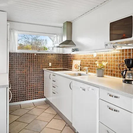 Feriehus Thara - 100m From The Sea By Interhome